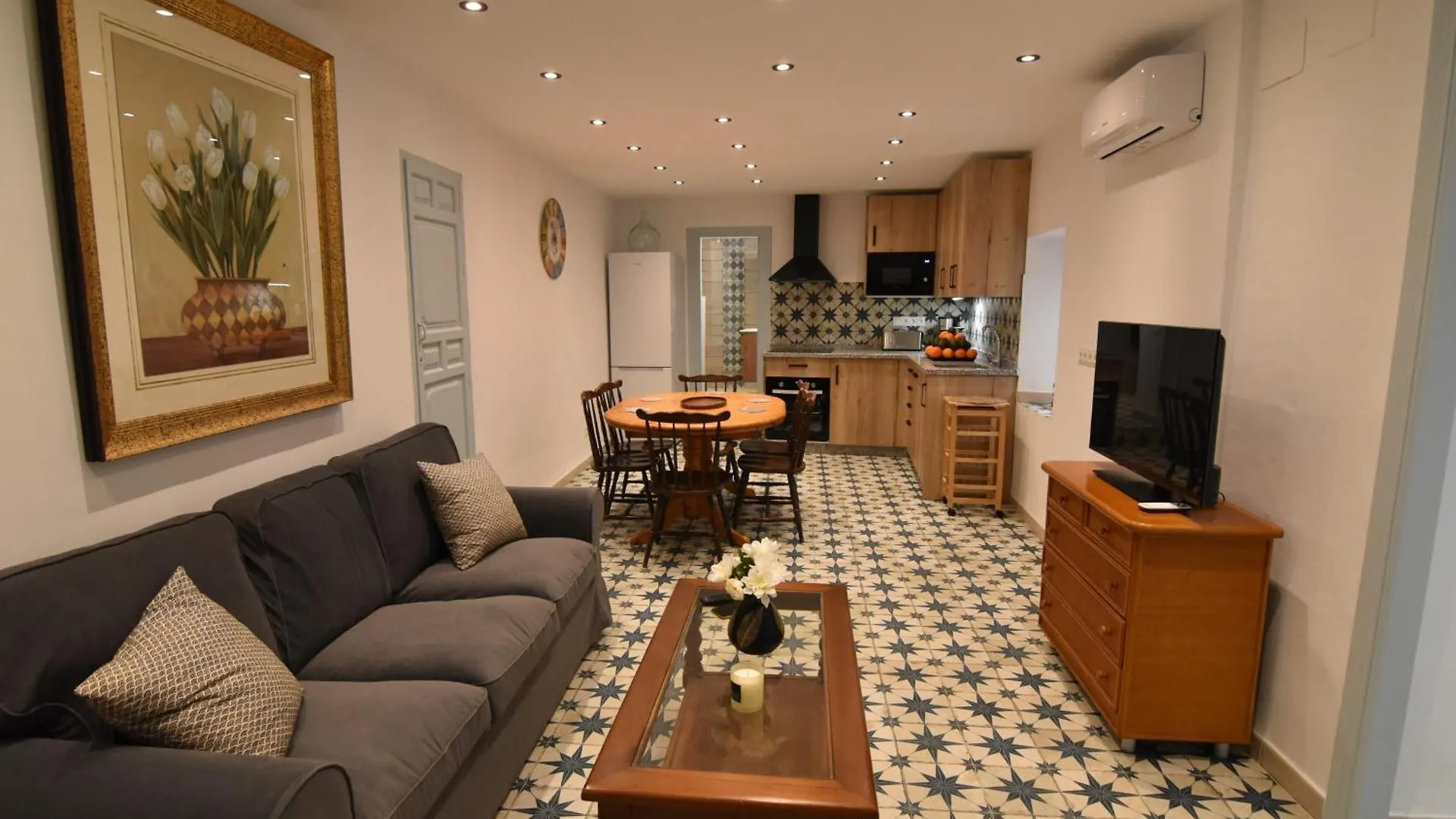 Casa Los Anafes Competa - In The Heart Of The Village contacts
